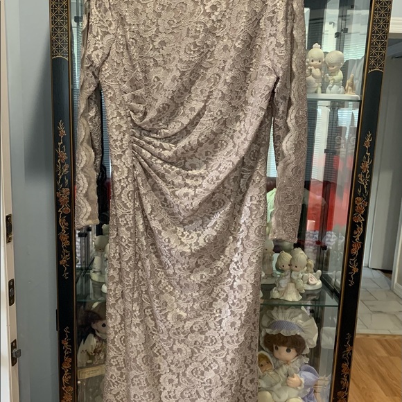 Cachet Dress - Picture 4 of 8